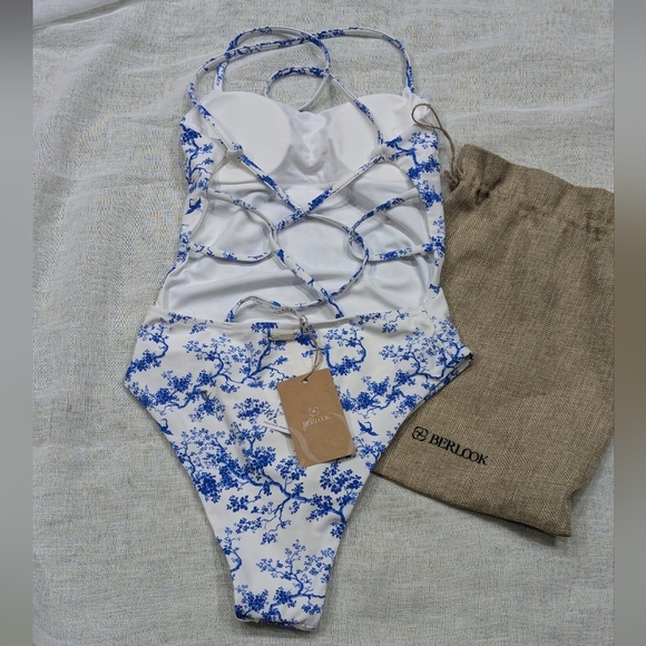NWT / Berlook / Small / Floral Cross Back One-Piece Swimsuit - Picture 3 of 5